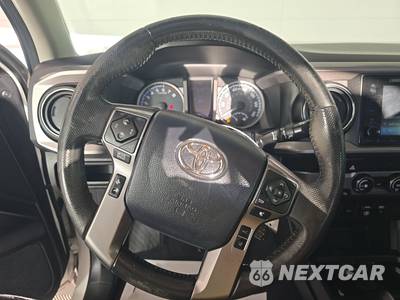 2019 Toyota Tacoma SR5 Crew Cab Medium Bed - zdjęcie 10 z 17 - miniatura