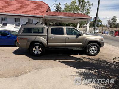 2015 Toyota Tacoma Crew Cab Medium Bed - zdjęcie 4 z 17 - miniatura