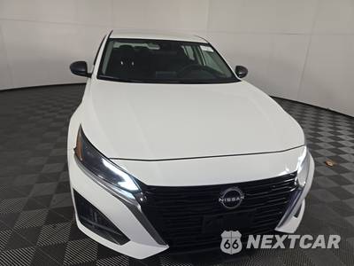 2025 Nissan Altima S - zdjęcie 2 z 17 - miniatura
