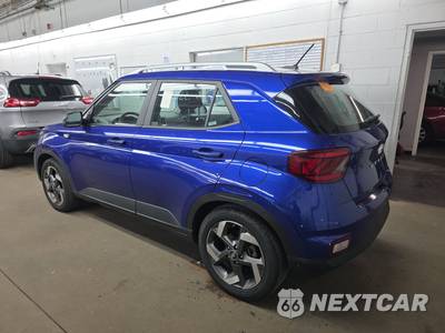 2025 Hyundai Venue SEL - zdjęcie 6 z 30 - miniatura