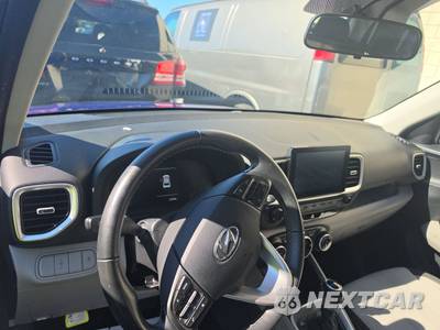 2025 Hyundai Venue SEL - zdjęcie 11 z 30 - miniatura
