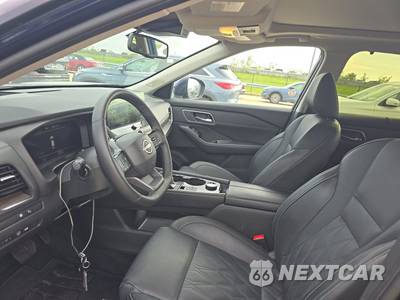 2026 Nissan Rogue Platinum - zdjęcie 7 z 21 - miniatura