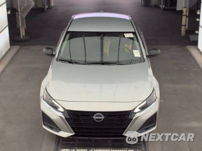 2025 Nissan Altima SV - zdjęcie 2 z 31 - miniatura