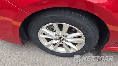 2025 Toyota Camry LE - zdjęcie 19 z 24 - miniatura