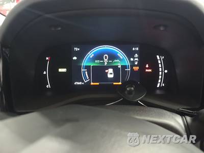 2025 Toyota Camry LE - zdjęcie 12 z 30 - miniatura