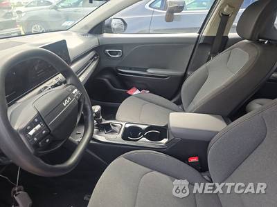 2025 Kia K4 LXS - zdjęcie 7 z 34 - miniatura