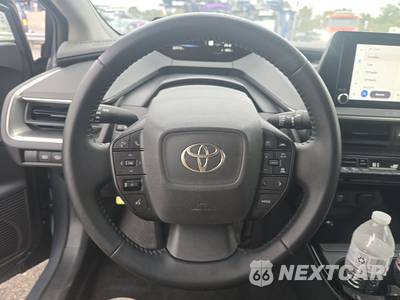 2025 Toyota Prius LE - zdjęcie 10 z 26 - miniatura