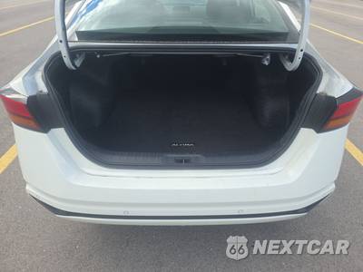 2025 Nissan Altima SV - zdjęcie 16 z 21 - miniatura