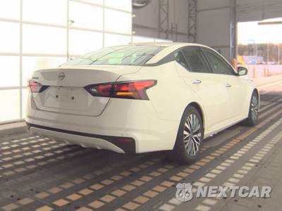 2025 Nissan Altima SV - zdjęcie 4 z 21 - miniatura