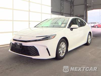 2025 Toyota Camry LE - zdjęcie 1 z 30 - miniatura