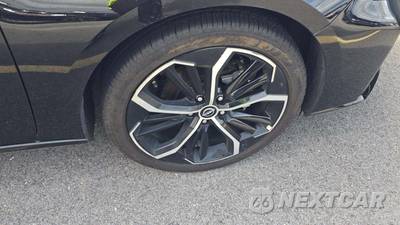 2025 Nissan Altima SR - zdjęcie 22 z 28 - miniatura