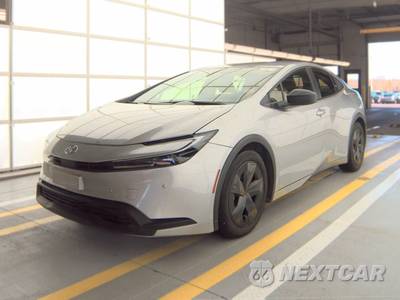 2026 Toyota Prius LE - zdjęcie 1 z 26 - miniatura