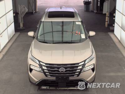2026 Nissan Rogue Platinum - zdjęcie 2 z 23 - miniatura