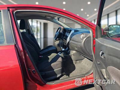 2019 Nissan Versa Sedan SV - zdjęcie 18 z 20 - miniatura