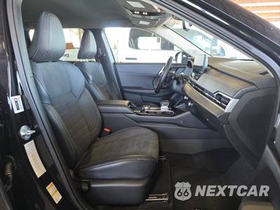 2025 Mitsubishi Outlander SE - zdjęcie 8 z 25 - miniatura