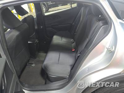 2023 Toyota Prius LE - zdjęcie 13 z 60 - miniatura