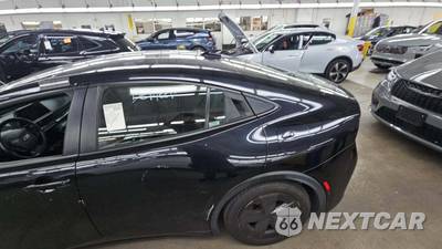 2023 Toyota Prius LE - zdjęcie 31 z 40 - miniatura