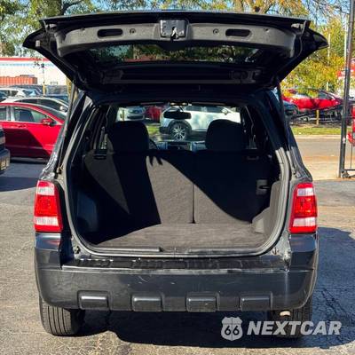 2011 Ford Escape XLT - zdjęcie 5 z 16 - miniatura