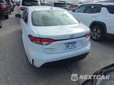 2026 Toyota Corolla LE Sedan - zdjęcie 5 z 21 - miniatura