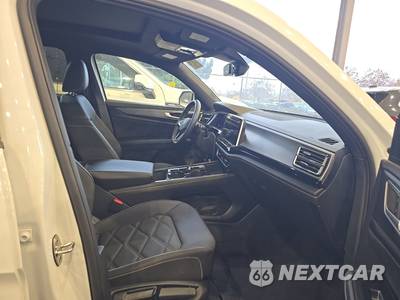 2025 Volkswagen Atlas Cross Sport 2.0T SE w/Technology - zdjęcie 8 z 24 - miniatura