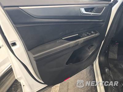 2025 Volkswagen Atlas Cross Sport 2.0T SE w/Technology - zdjęcie 9 z 24 - miniatura