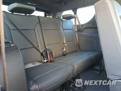 2026 Chevrolet Suburban Z71 2Z7 - zdjęcie 14 z 25 - miniatura