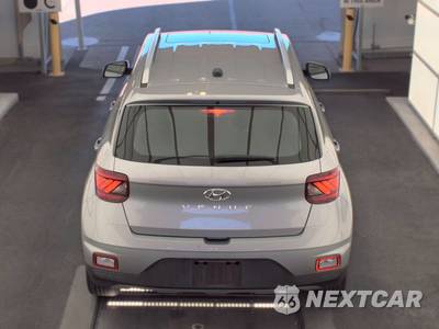 2025 Hyundai Venue SEL - zdjęcie 5 z 22 - miniatura