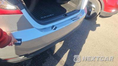 2025 Toyota Camry LE - zdjęcie 27 z 34 - miniatura