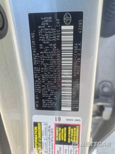 2025 Toyota Camry LE - zdjęcie 14 z 34 - miniatura