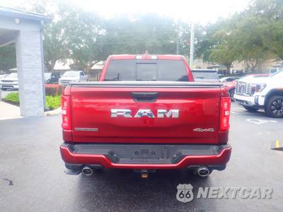 2025 Ram 1500 Big Horn Crew Cab Short Bed - zdjęcie 12 z 24 - miniatura