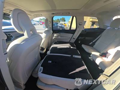 2018 Volvo XC90 T6 Momentum 7-Passenger - zdjęcie 13 z 32 - miniatura