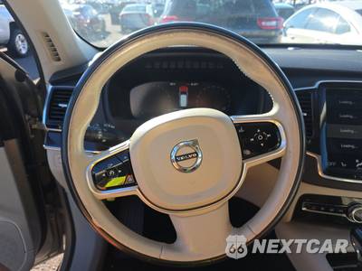 2018 Volvo XC90 T6 Momentum 7-Passenger - zdjęcie 10 z 32 - miniatura