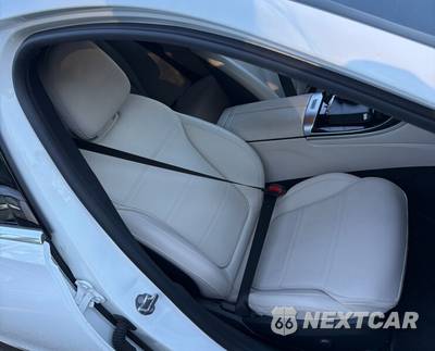 2024 Mercedes-Benz C 300 - zdjęcie 12 z 15 - miniatura