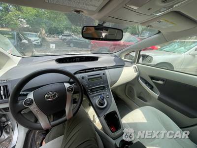 2011 Toyota Prius Three - zdjęcie 16 z 16 - miniatura