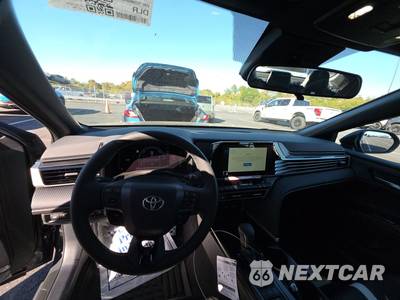 2026 Toyota Camry SE - zdjęcie 17 z 25 - miniatura