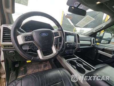 2019 Ford Super Duty F-350 Lariat Crew Cab Long Bed - zdjęcie 6 z 38 - miniatura