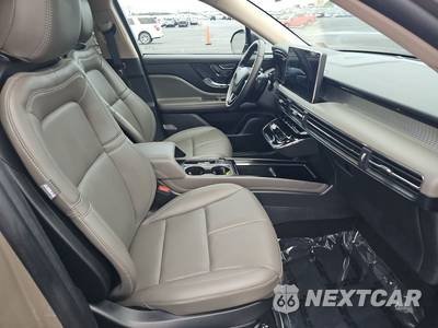 2025 Lincoln Corsair Premiere - zdjęcie 19 z 22 - miniatura