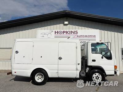 2005 Isuzu NPR Base Low Tilt - zdjęcie 1 z 12 - miniatura