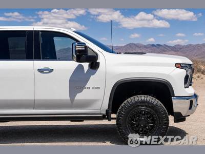 2024 Chevrolet Silverado 2500HD LTZ Crew Cab Medium Bed 1LZ - zdjęcie 7 z 32 - miniatura