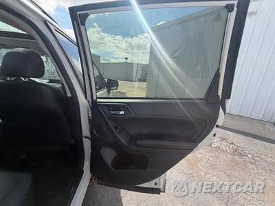 2014 Subaru Forester 2.0XT Touring - zdjęcie 44 z 56 - miniatura