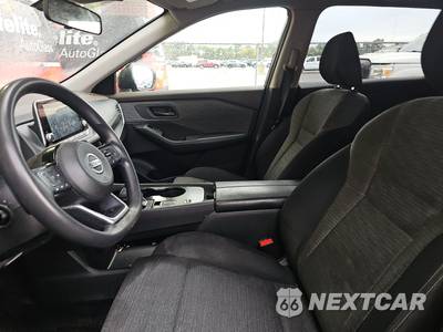 2021 Nissan Rogue S - zdjęcie 7 z 38 - miniatura