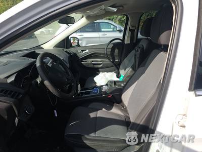 2017 Ford Escape SE - zdjęcie 7 z 30 - miniatura