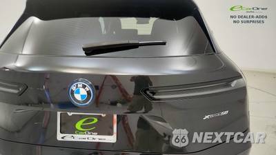2024 BMW iX Sports Activity Vehicle xDrive50 - zdjęcie 28 z 50 - miniatura