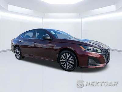 2025 Nissan Altima SV - zdjęcie 2 z 28 - miniatura