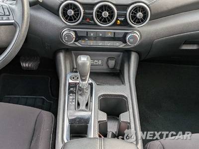 2025 Nissan Sentra SV - zdjęcie 19 z 27 - miniatura