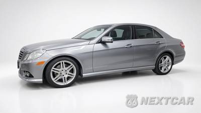 2010 Mercedes-Benz E 350 Sedan - zdjęcie 2 z 134 - miniatura