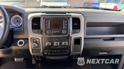 2015 Ram 1500 Express Crew Cab Short Bed - zdjęcie 16 z 22 - miniatura