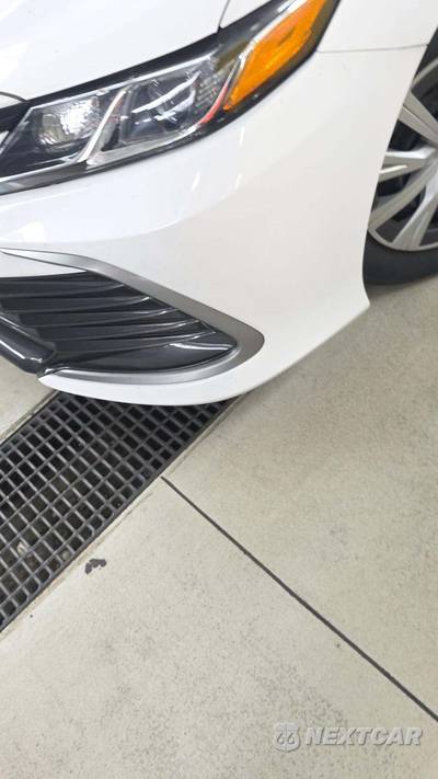 2022 Toyota Camry Hybrid LE - zdjęcie 26 z 31 - miniatura