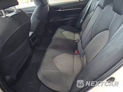 2022 Toyota Camry Hybrid LE - zdjęcie 13 z 31 - miniatura