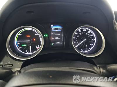 2022 Toyota Camry Hybrid LE - zdjęcie 12 z 31 - miniatura